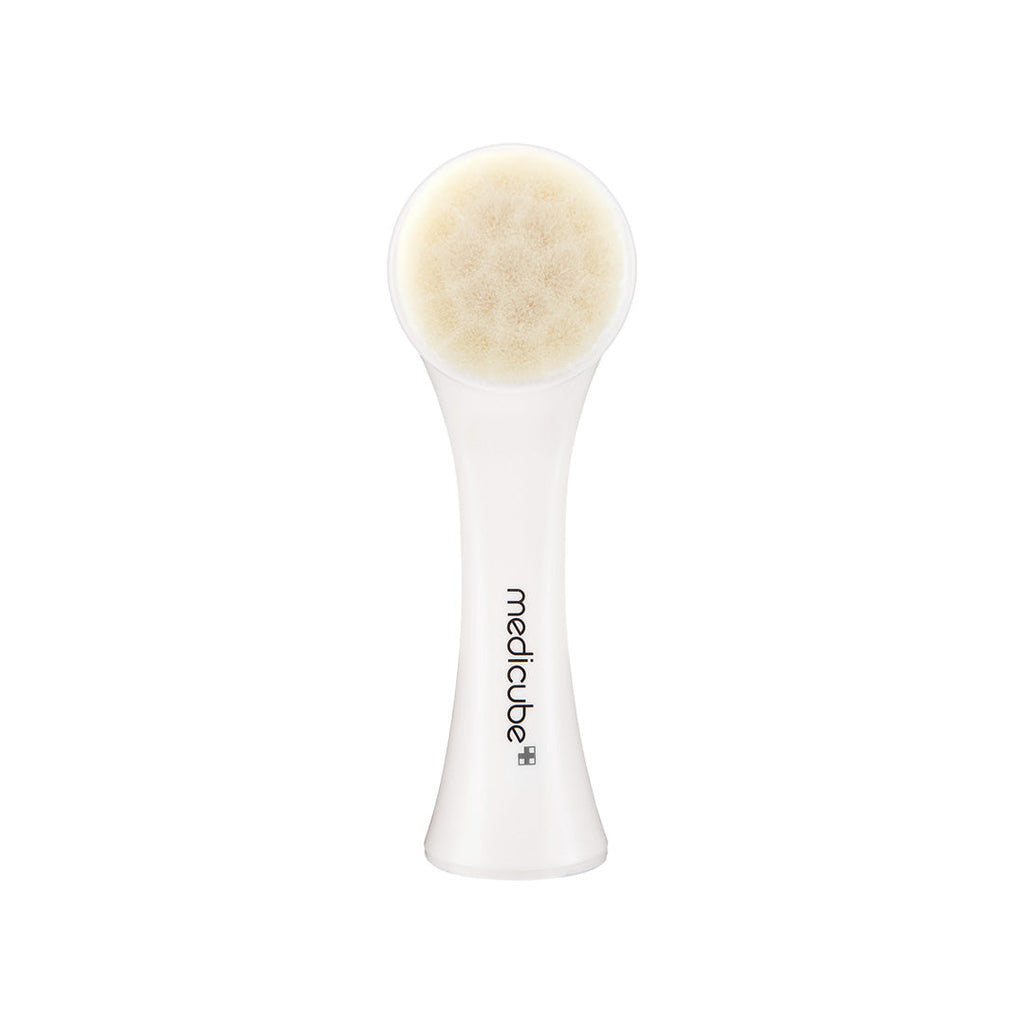 Medicube Pore Brush - Smooth Skin Routine